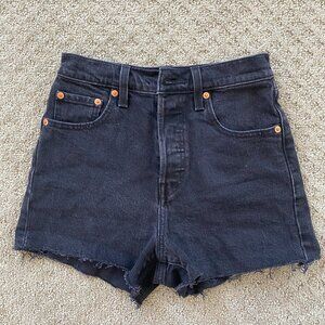 Levi’s Ribcage Denim Short- Black size 25